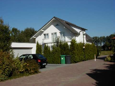 Haus mit Garage